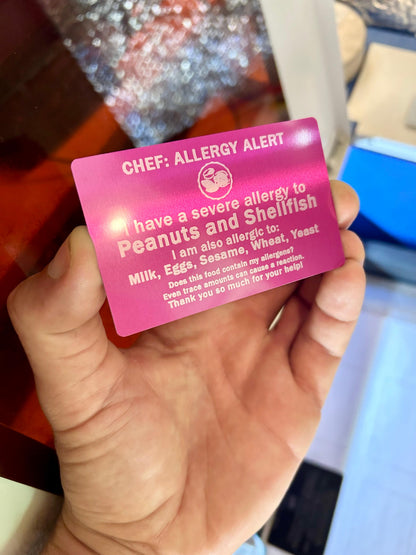 Metal food allergy card with personalized text engraving in purple/silver