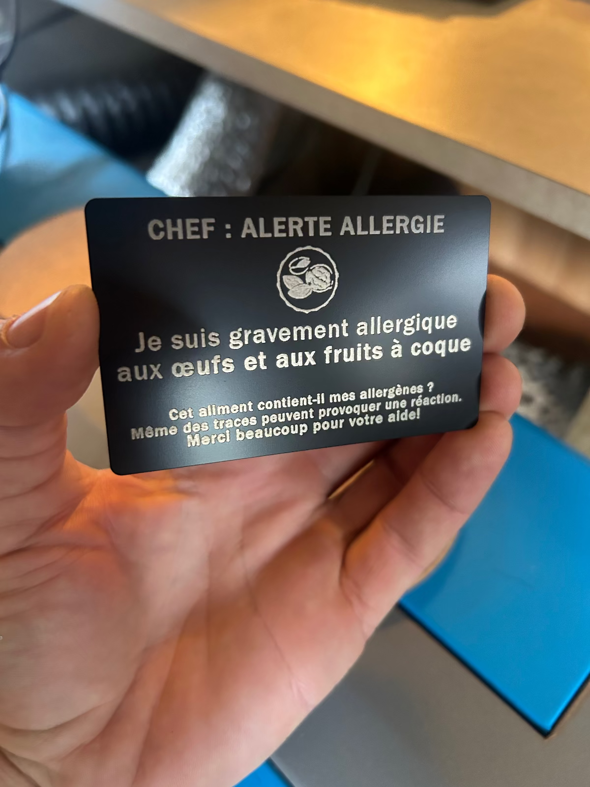 Metal allergy card in french