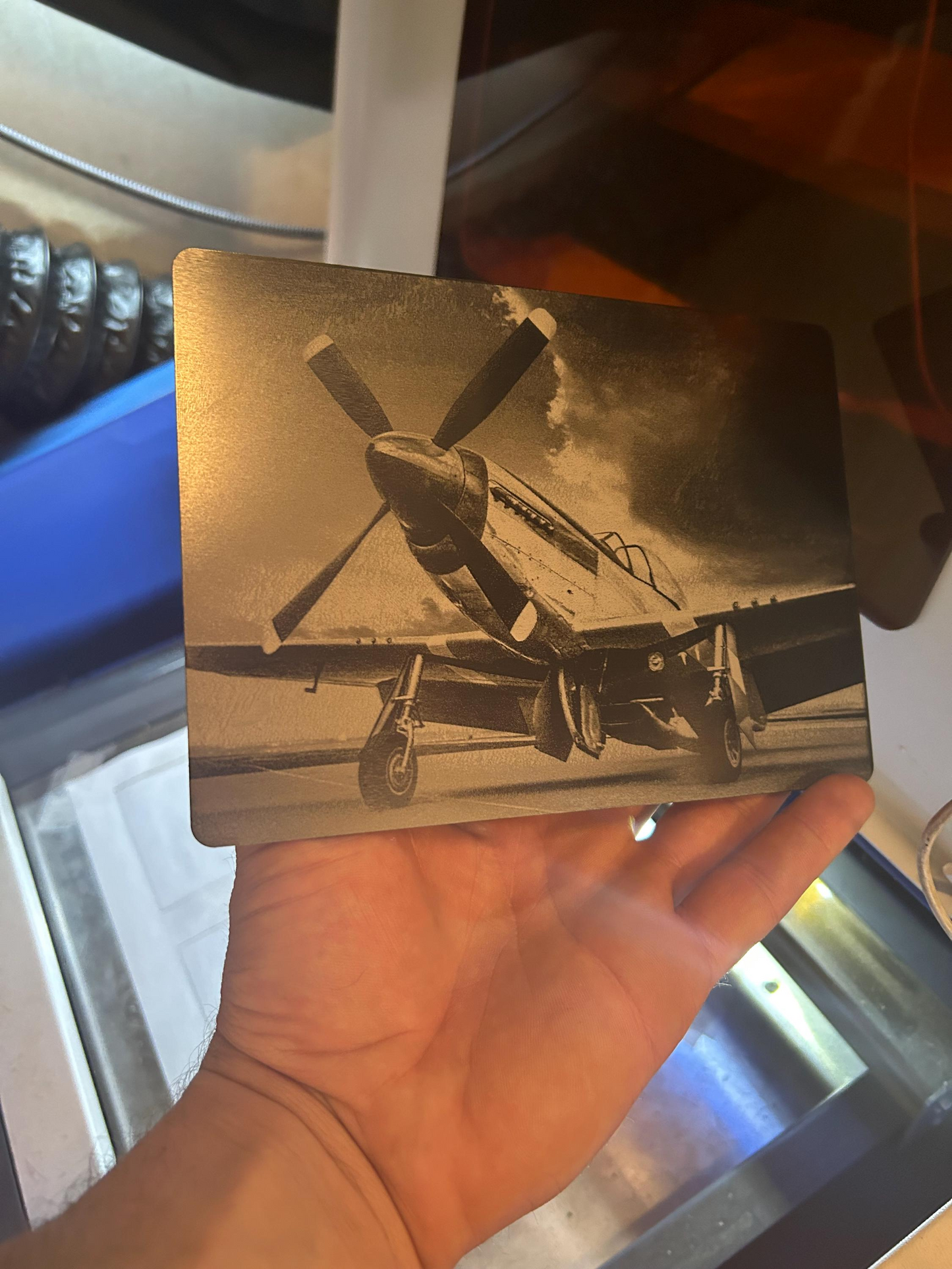 laser engraved metal decorative plaque with airplane artwork highly detailed in black/silver 5x7 0.8mm thick